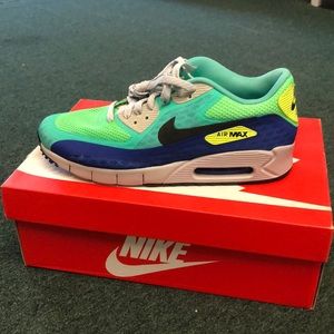 Nike Air Max 90 City QS